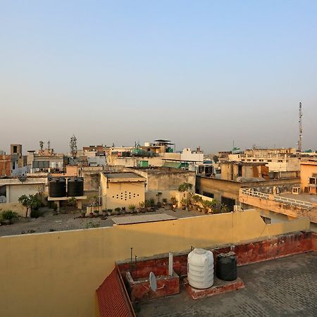 Hotel Aero Look Új-Delhi Kültér fotó