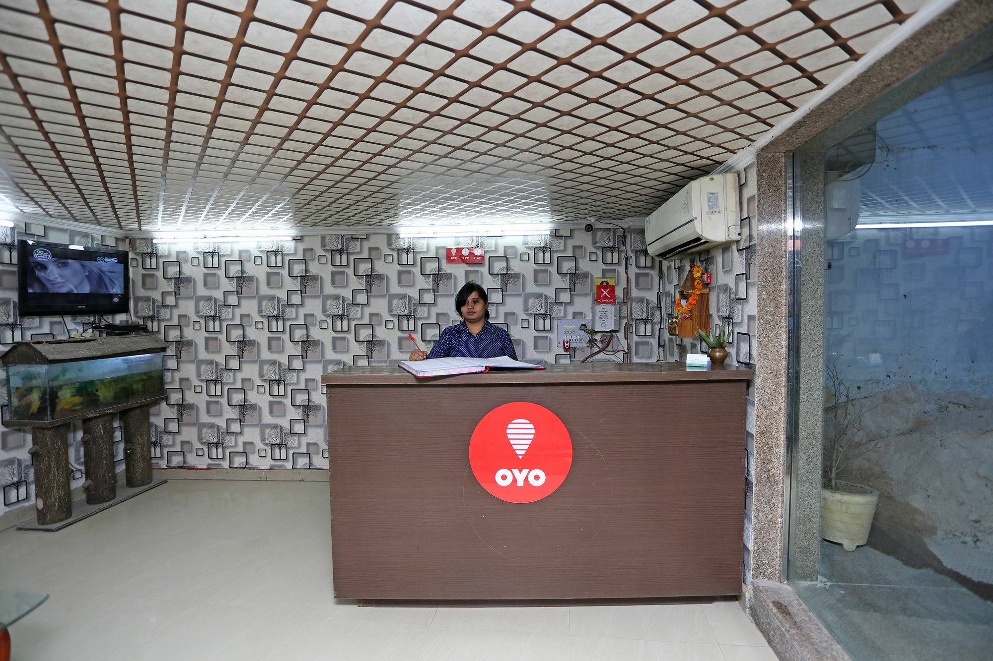 Hotel Aero Look Új-Delhi Kültér fotó